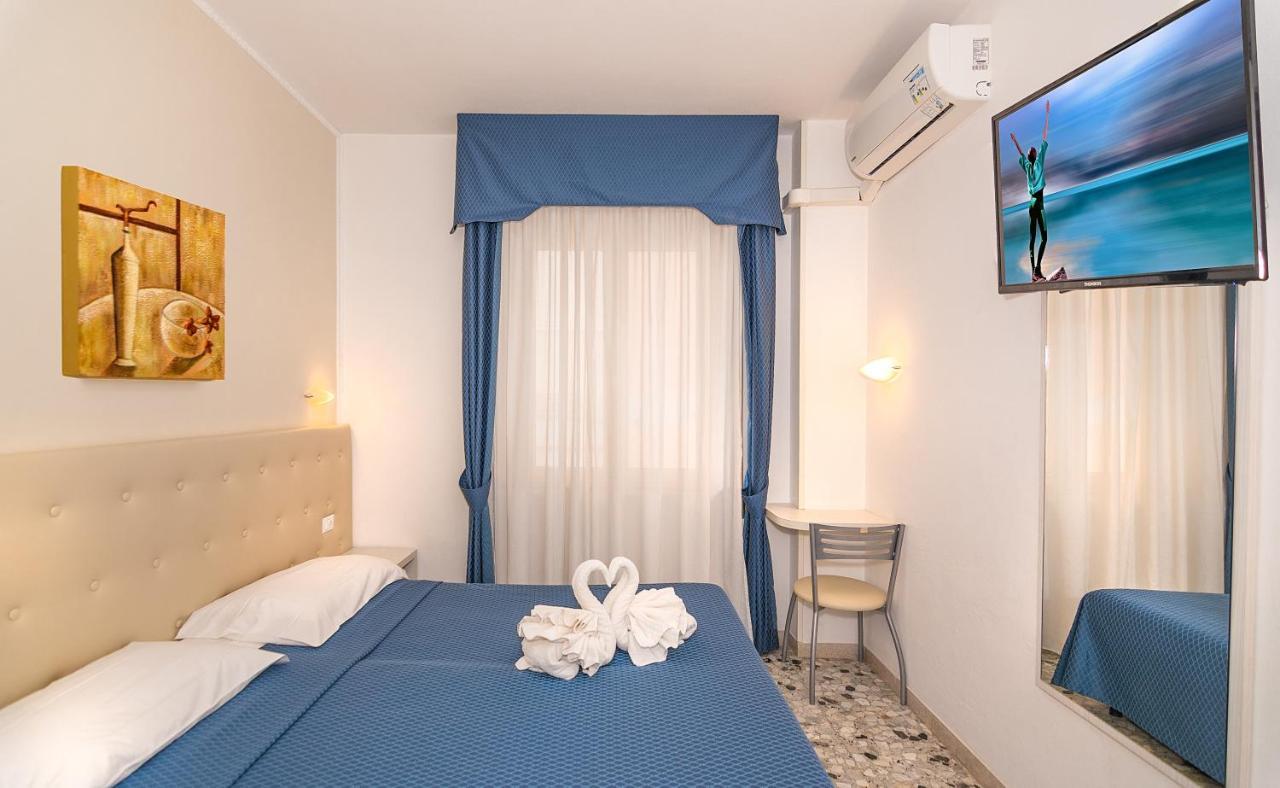 Hotel Caribe Viareggio Exterior foto
